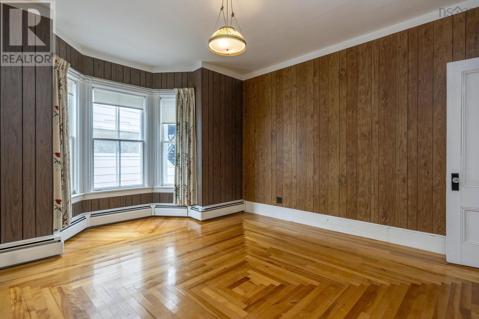 60 Commercial Street, Middleton, Nova Scotia  B0S 1P0 - Photo 8 - 202608179