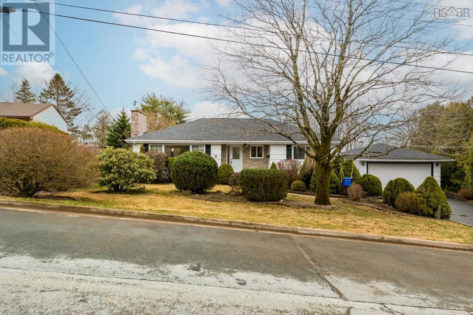 7 Lincoln Drive, Bedford, Nova Scotia  B4A 1S6 - Photo 30 - 202608184