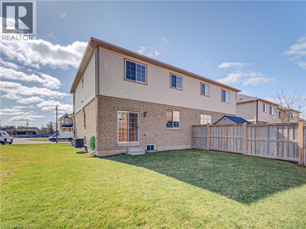 13 Rusk Terrace, Waterdown, Ontario  L8B 0W2 - Photo 32 - 40817869