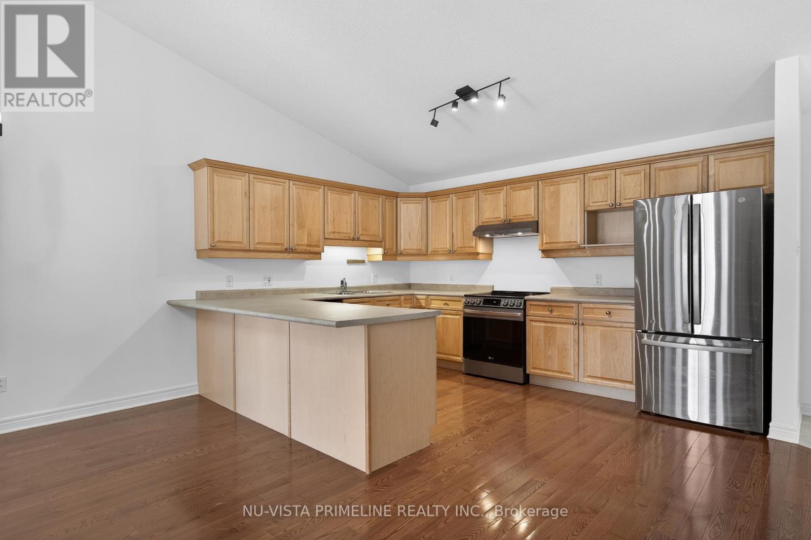 570 Bluebell Road, London North, Ontario  N5X 4L2 - Photo 10 - X13028484