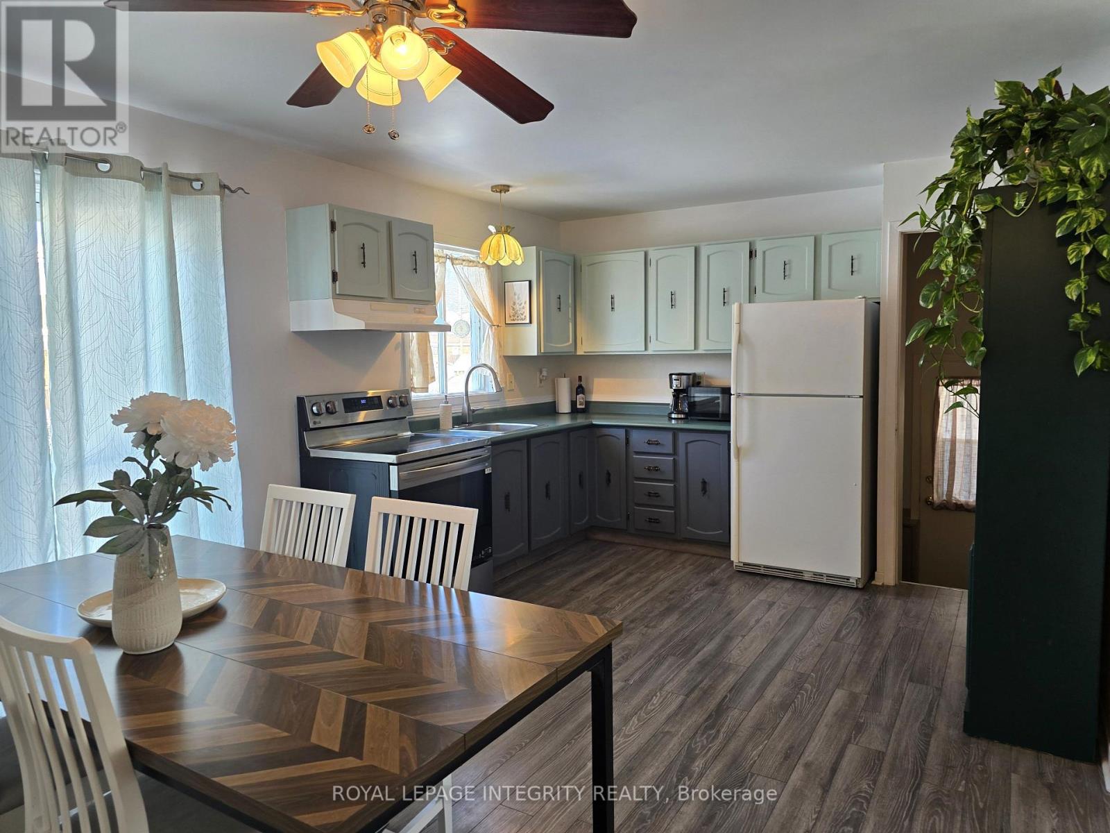 3264 Johnston Avenue, Cornwall, Ontario  K6K 1H3 - Photo 6 - X13028340