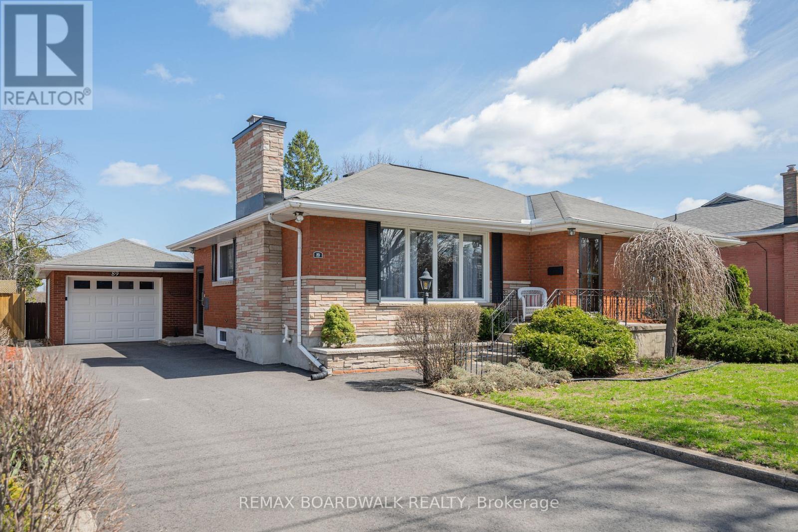 89 STEWART BOULEVARD, Brockville, Ontario