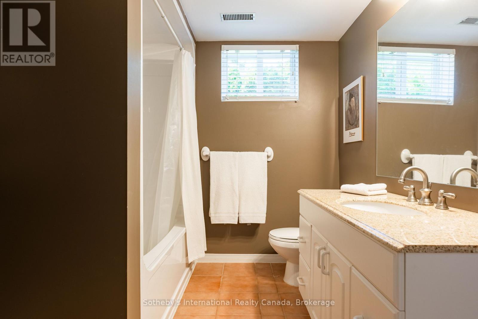 4151 Spruce Avenue, Burlington, Ontario  L7L 1K8 - Photo 31 - W13028472