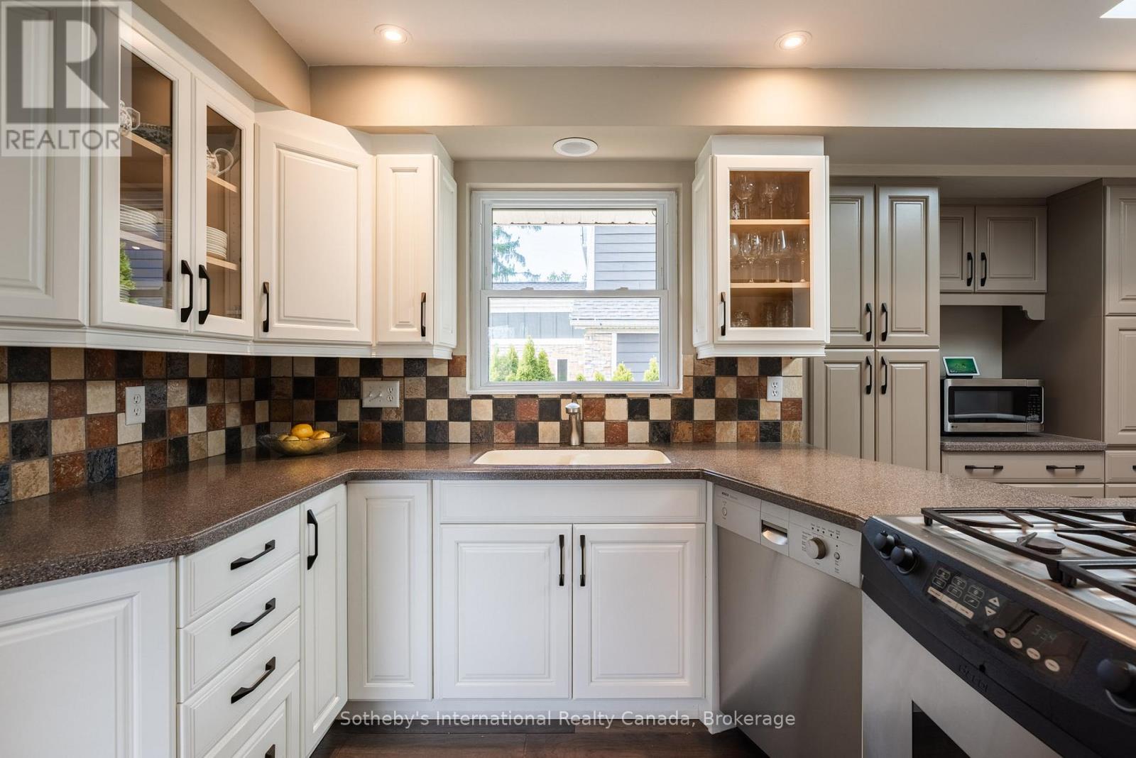 4151 Spruce Avenue, Burlington, Ontario  L7L 1K8 - Photo 7 - W13028472