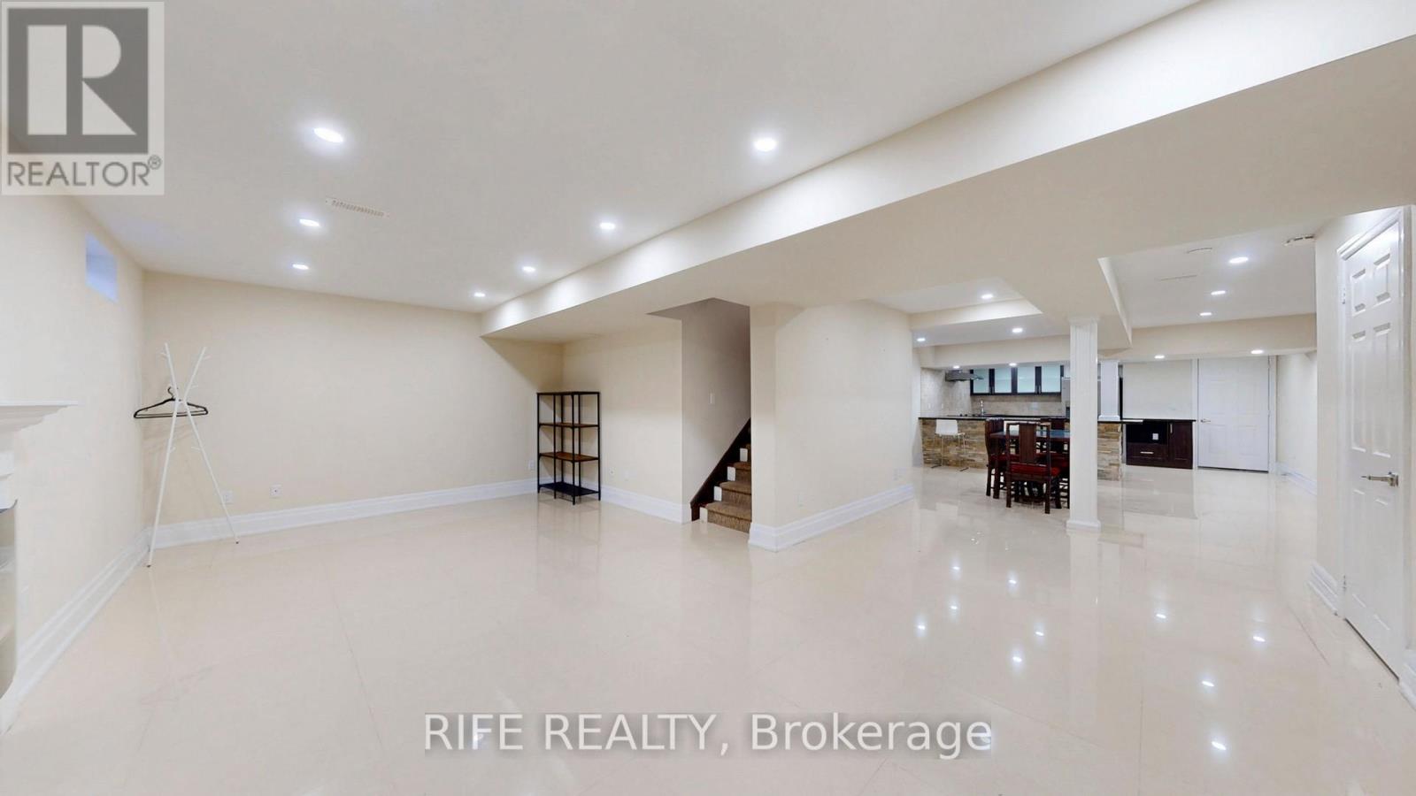 48 Transwell Avenue, Toronto, Ontario  M2R 2J8 - Photo 42 - C13028342