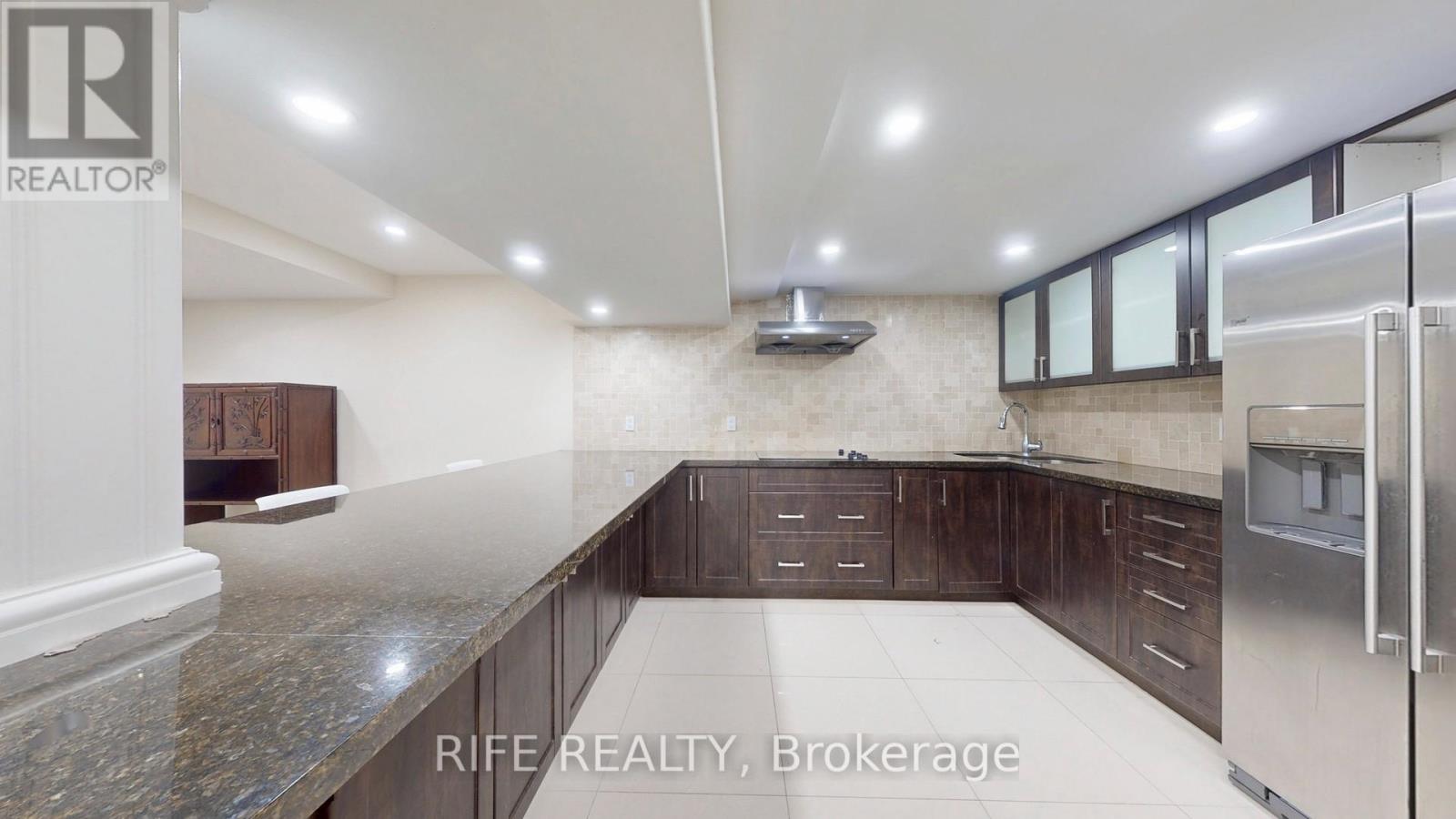 48 Transwell Avenue, Toronto, Ontario  M2R 2J8 - Photo 43 - C13028342