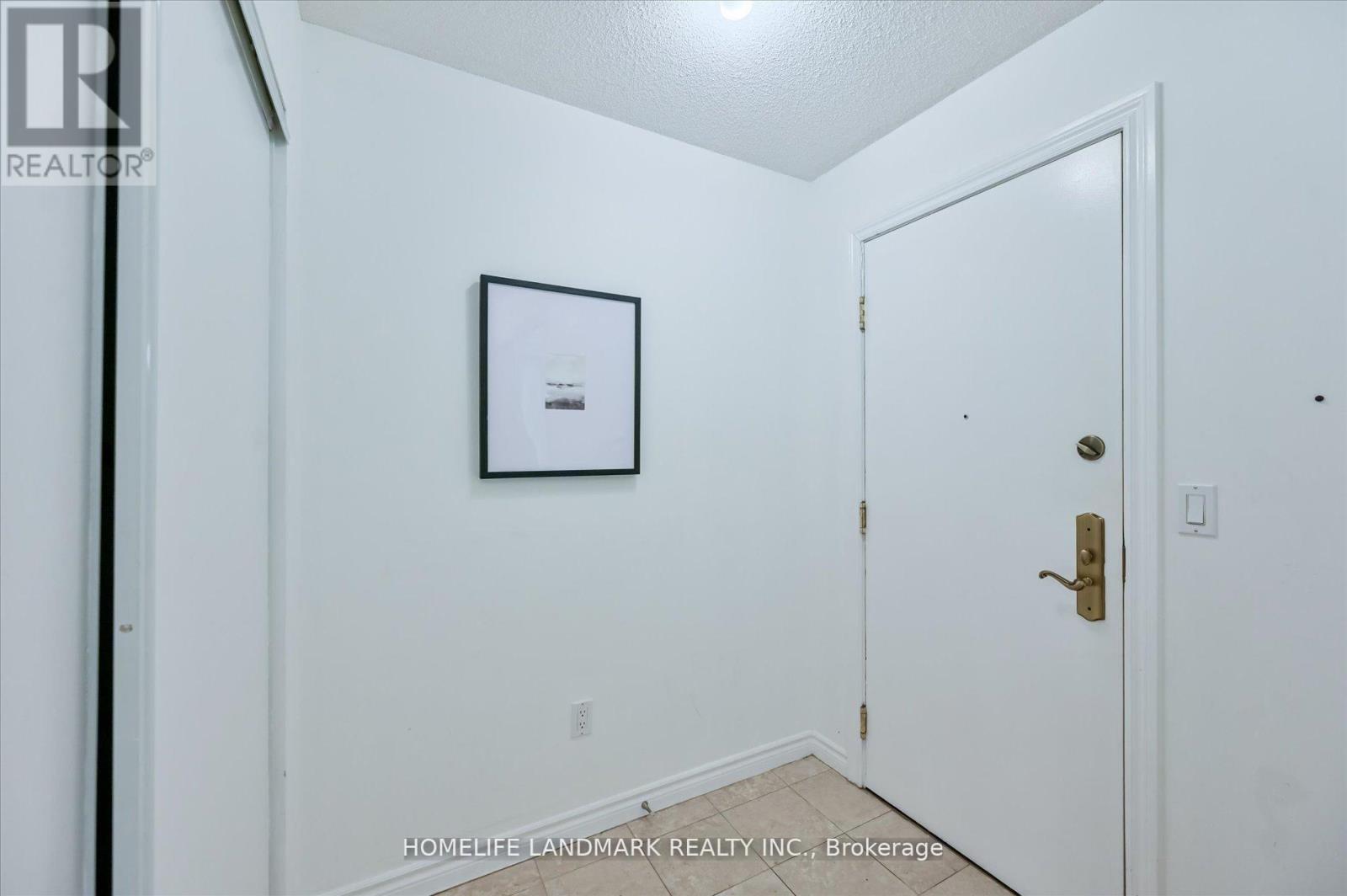 206 - 18 Sommerset Way, Toronto, Ontario  M2N 6X5 - Photo 8 - C13028354