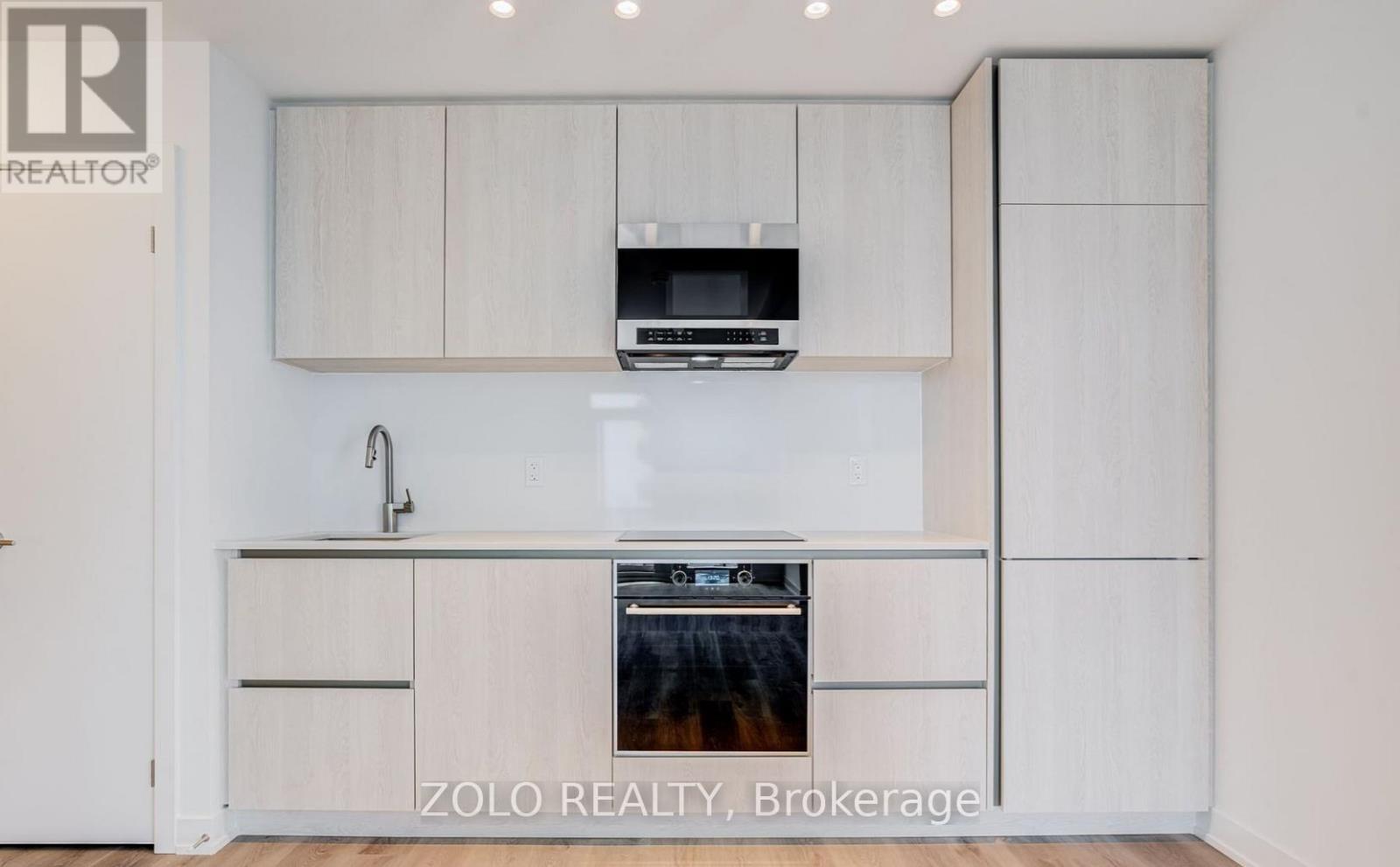 3512 - 110 Broadway Avenue, Toronto, Ontario  M4P 1X7 - Photo 6 - C13028480