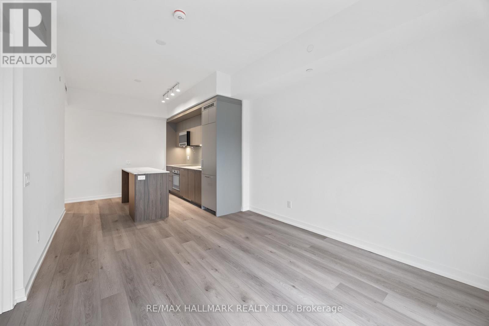 403 - 863 St. Clair Avenue W, Toronto, Ontario  M6C 0B2 - Photo 10 - C13028482