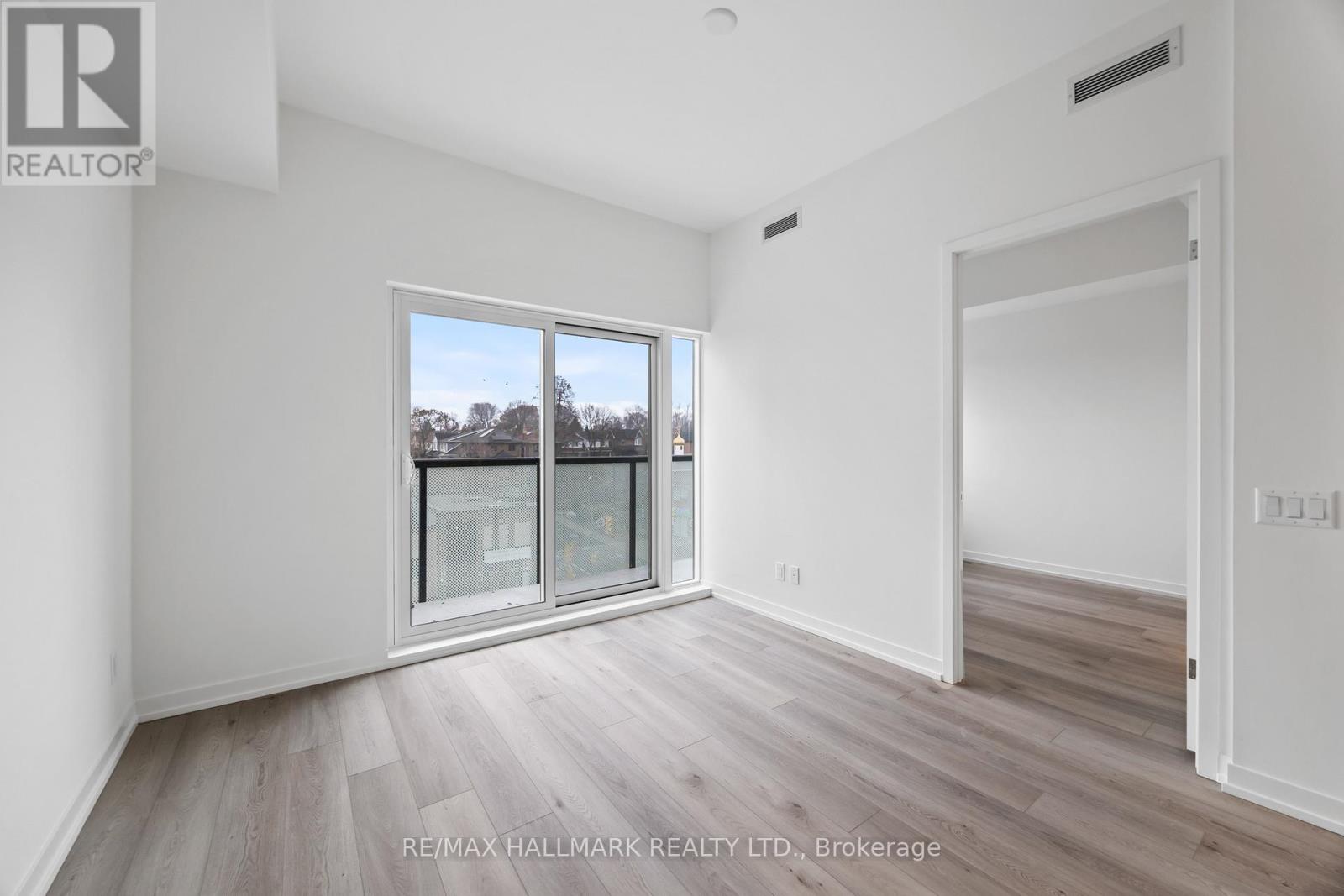 403 - 863 St. Clair Avenue W, Toronto, Ontario  M6C 0B2 - Photo 17 - C13028482