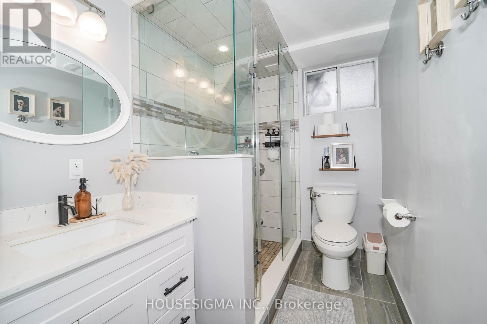 919 Central Park Boulevard N, Oshawa, Ontario  L1G 6V8 - Photo 37 - E13027160