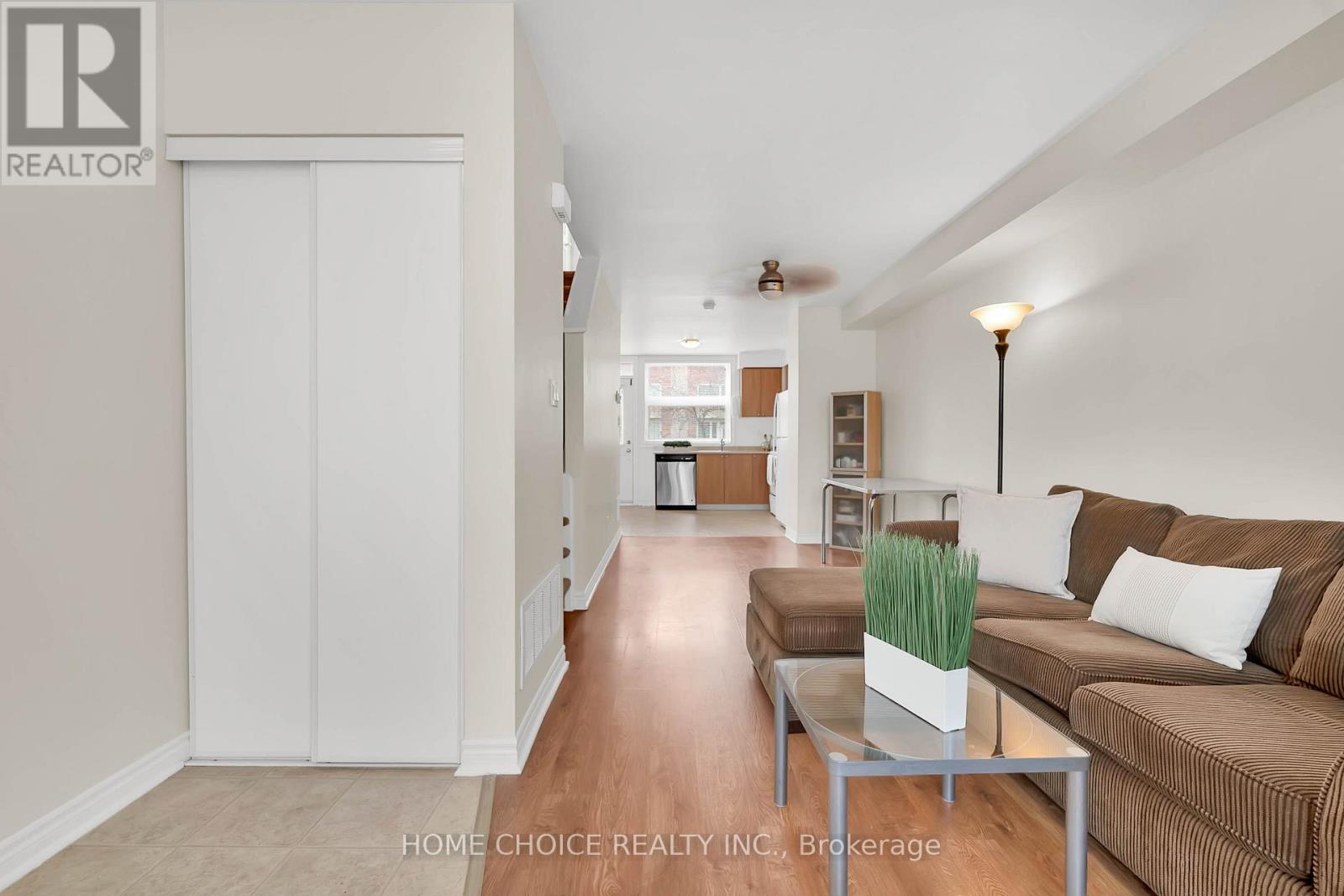 121 - 10 Fairwood Crescent, Toronto, Ontario  M1E 3T1 - Photo 4 - E13028414