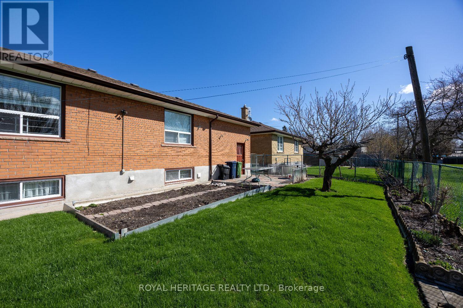 87 Marcos Boulevard, Toronto, Ontario  M1K 5A7 - Photo 43 - E13028446