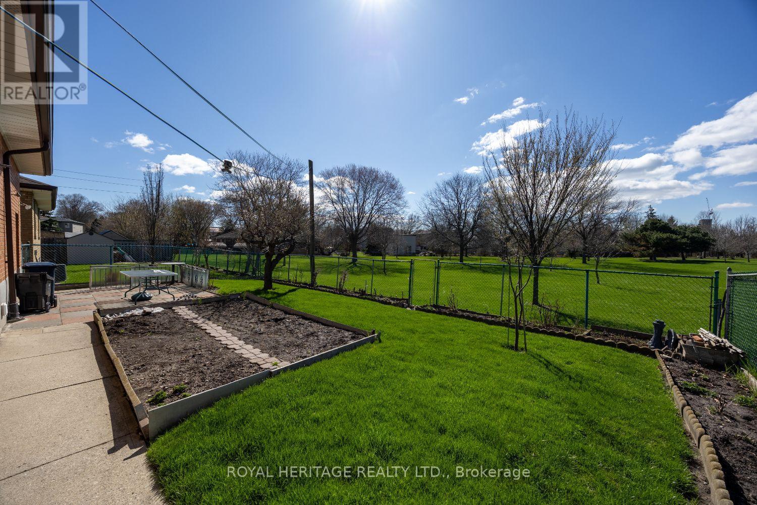 87 Marcos Boulevard, Toronto, Ontario  M1K 5A7 - Photo 45 - E13028446