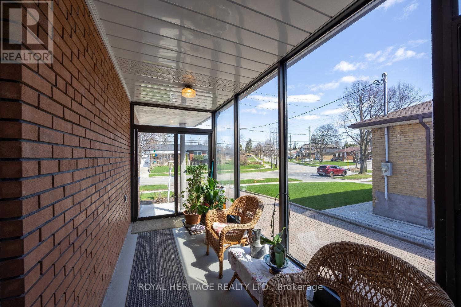 87 Marcos Boulevard, Toronto, Ontario  M1K 5A7 - Photo 6 - E13028446