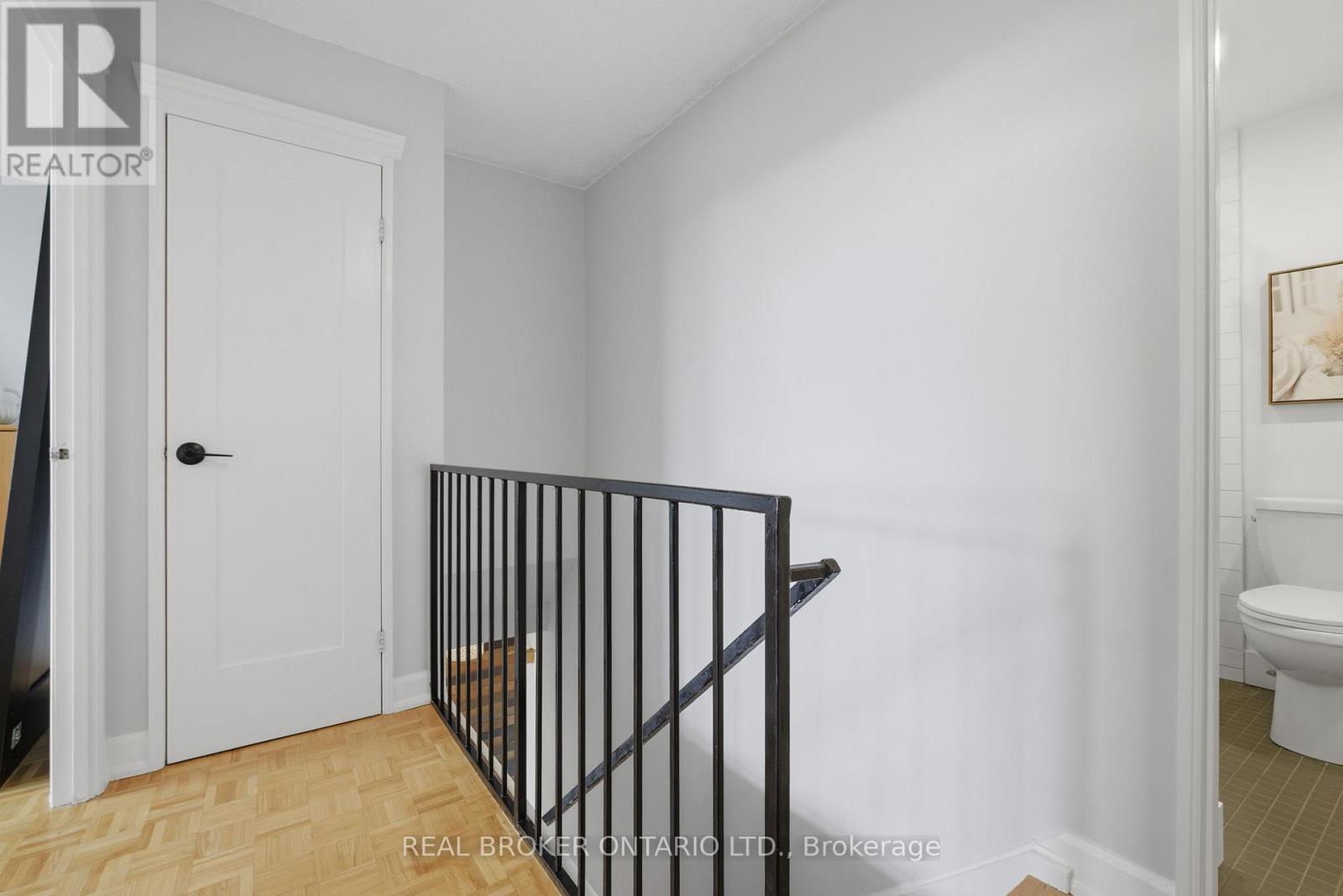 306 - 1071 Woodbine Avenue, Toronto, Ontario  M4C 4C2 - Photo 15 - E13028458