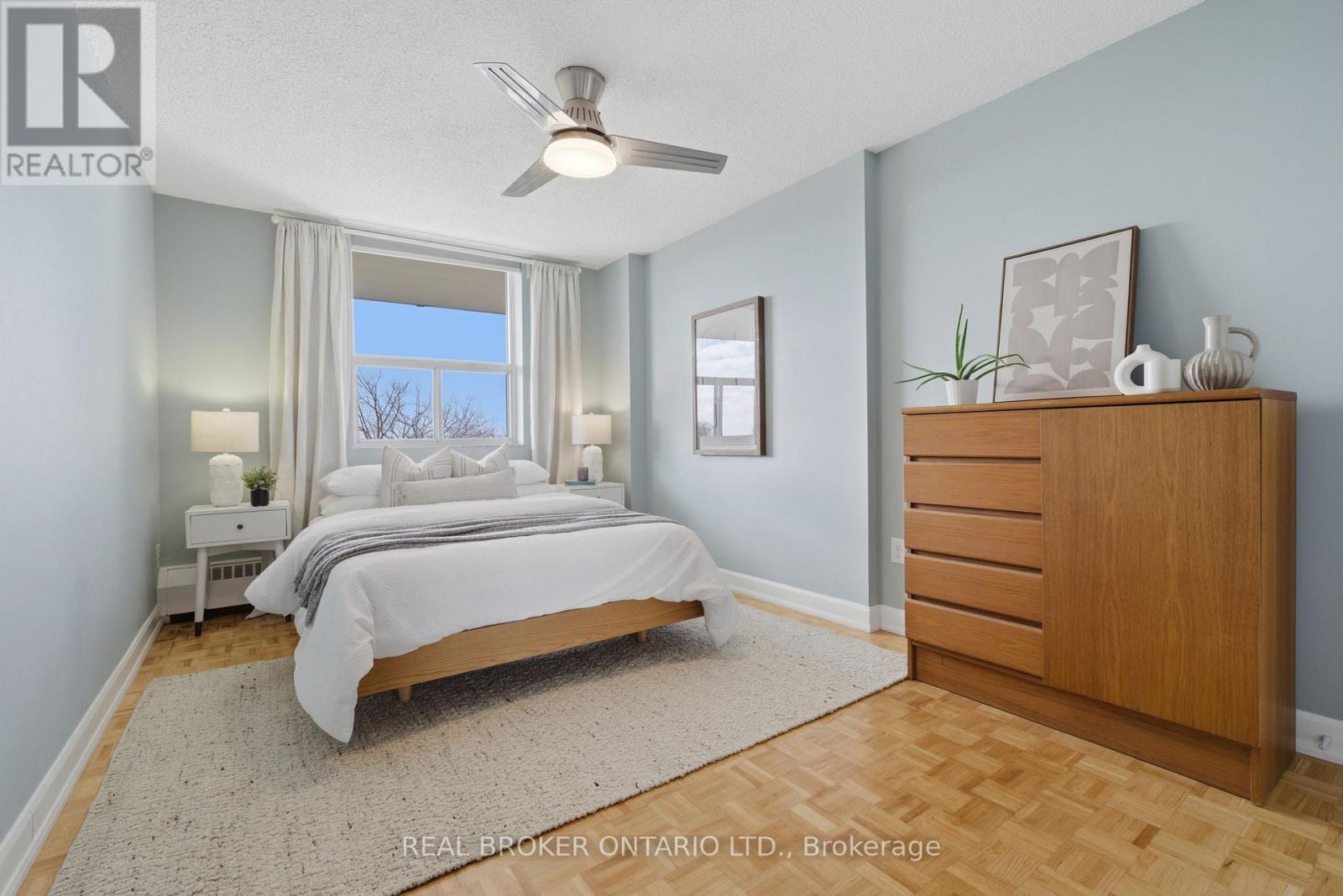 306 - 1071 Woodbine Avenue, Toronto, Ontario  M4C 4C2 - Photo 19 - E13028458