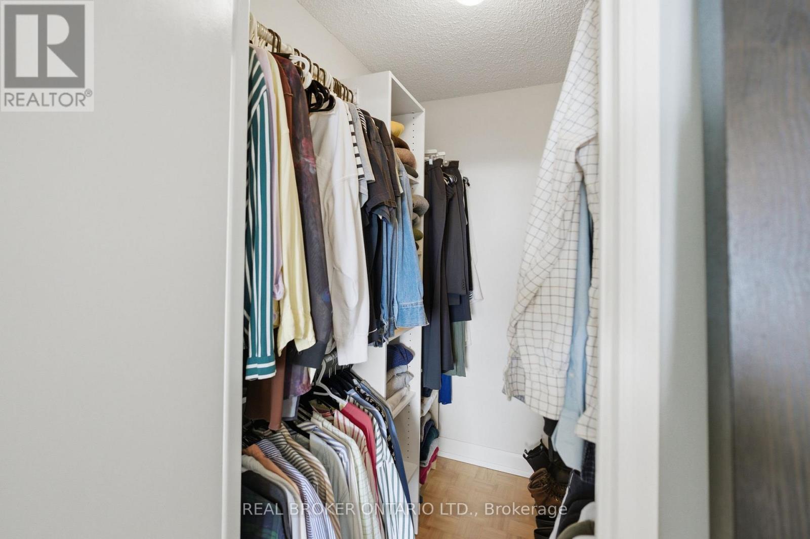 306 - 1071 Woodbine Avenue, Toronto, Ontario  M4C 4C2 - Photo 23 - E13028458