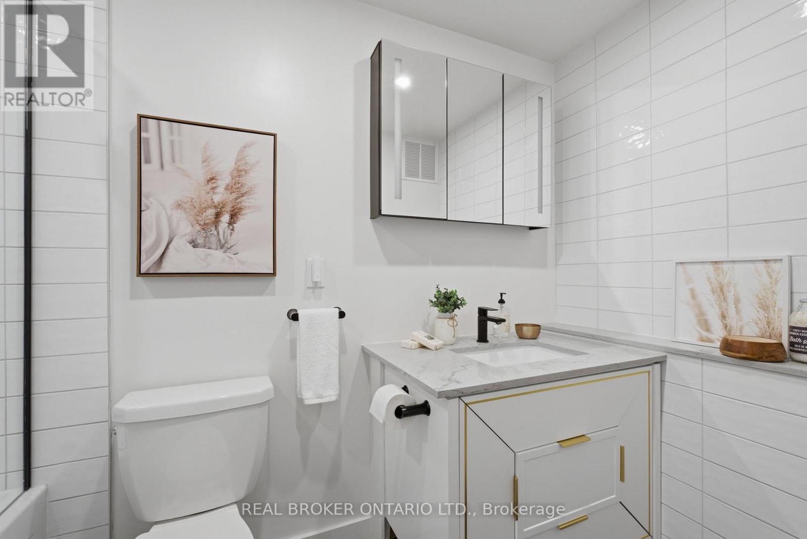 306 - 1071 Woodbine Avenue, Toronto, Ontario  M4C 4C2 - Photo 26 - E13028458