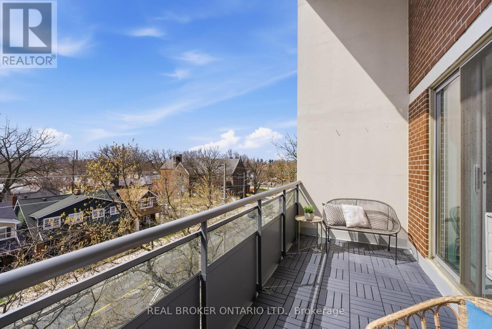 306 - 1071 Woodbine Avenue, Toronto, Ontario  M4C 4C2 - Photo 34 - E13028458