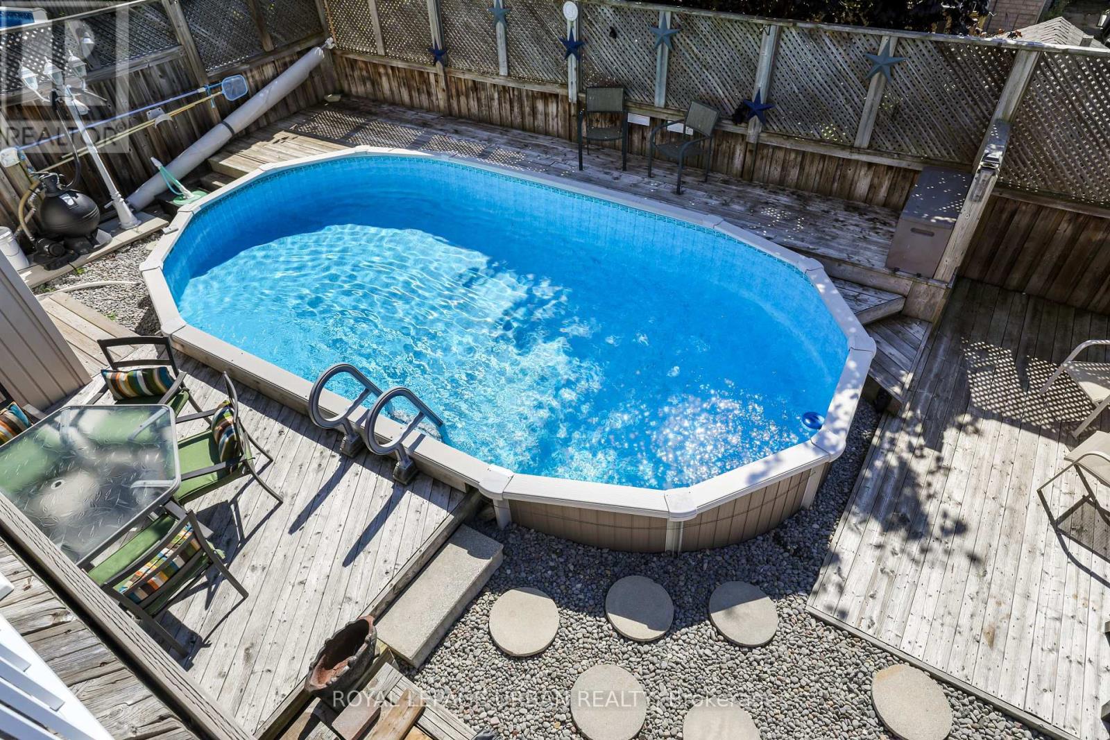 1081 Keswick Court, Oshawa, Ontario  L1K 2V2 - Photo 25 - E13028498