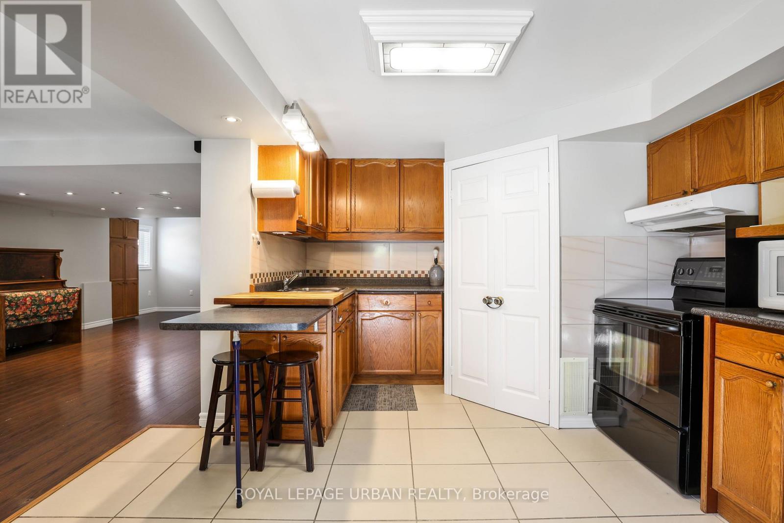 1081 Keswick Court, Oshawa, Ontario  L1K 2V2 - Photo 40 - E13028498