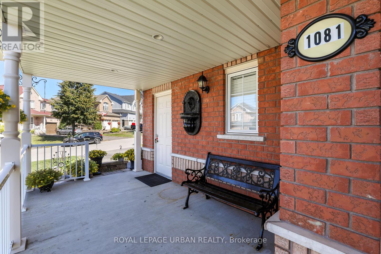 1081 Keswick Court, Oshawa, Ontario  L1K 2V2 - Photo 5 - E13028498