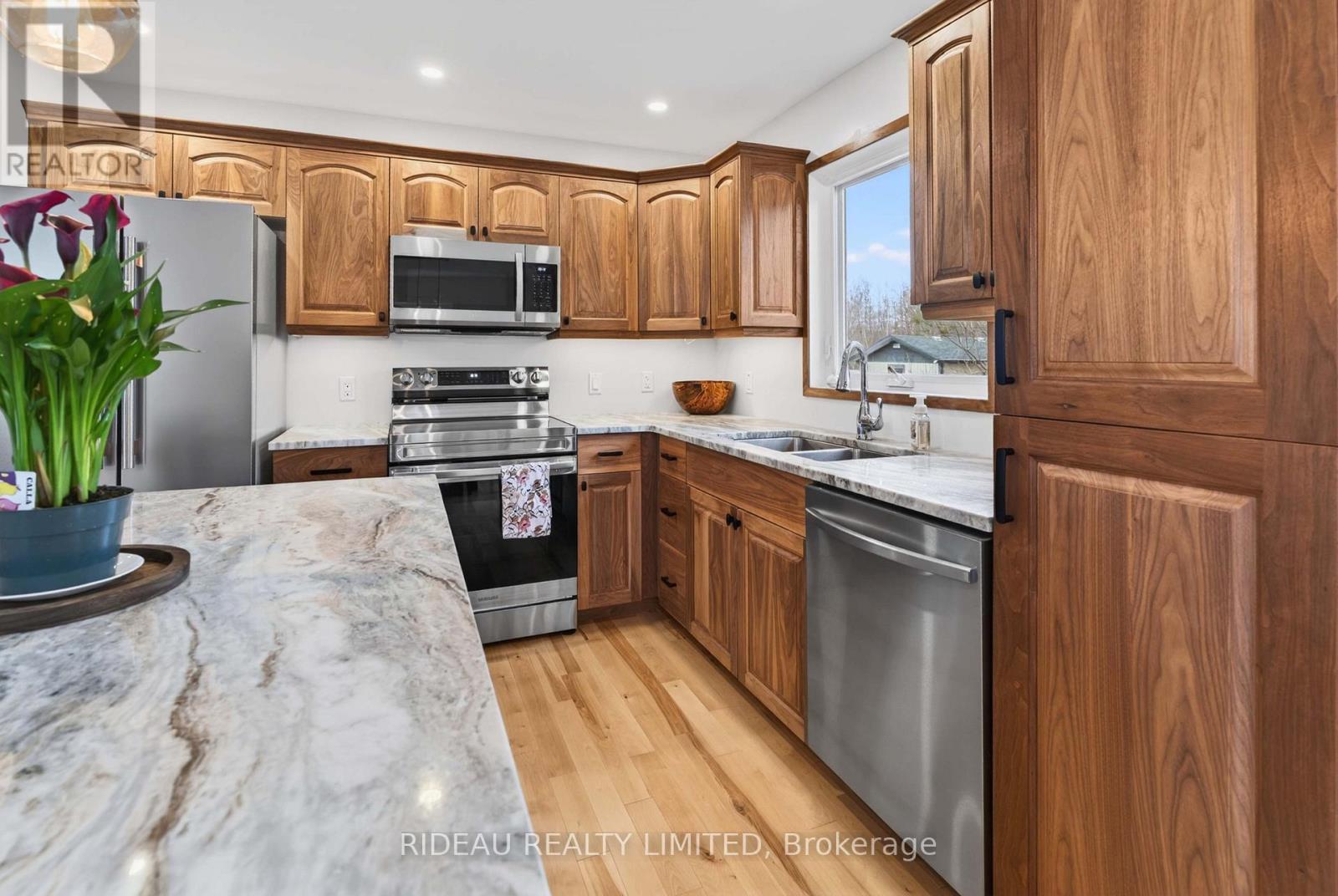 7 Brock Street, Rideau Lakes, Ontario  K0G 1P0 - Photo 12 - X13028470