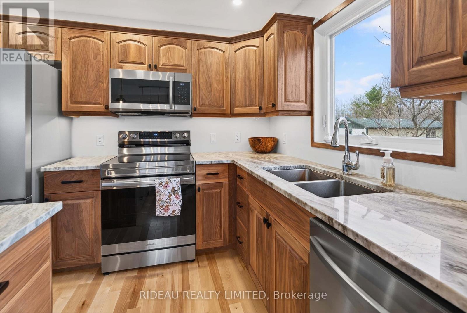 7 Brock Street, Rideau Lakes, Ontario  K0G 1P0 - Photo 14 - X13028470