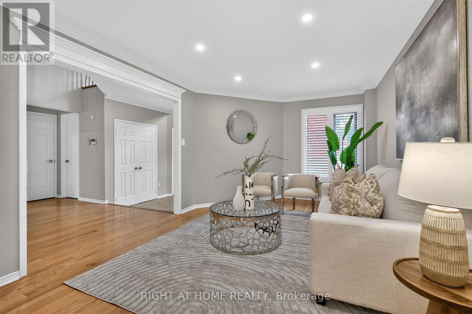 3 Lancashire Road, Markham, Ontario  L3R 8K9 - Photo 10 - N13028350