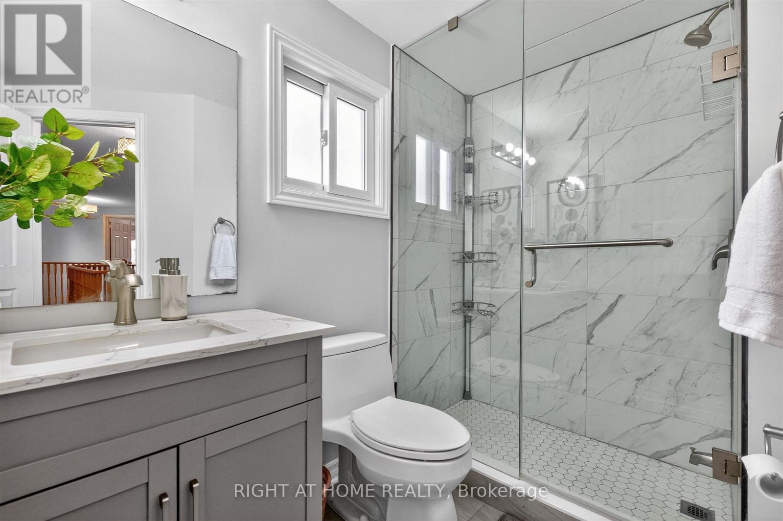 3 Lancashire Road, Markham, Ontario  L3R 8K9 - Photo 35 - N13028350