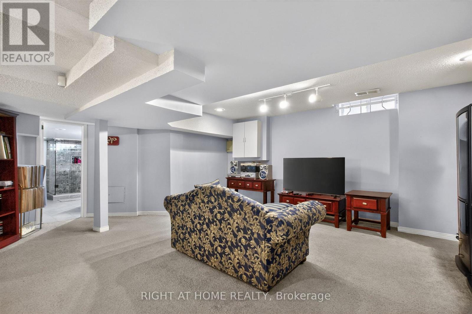 3 Lancashire Road, Markham, Ontario  L3R 8K9 - Photo 37 - N13028350