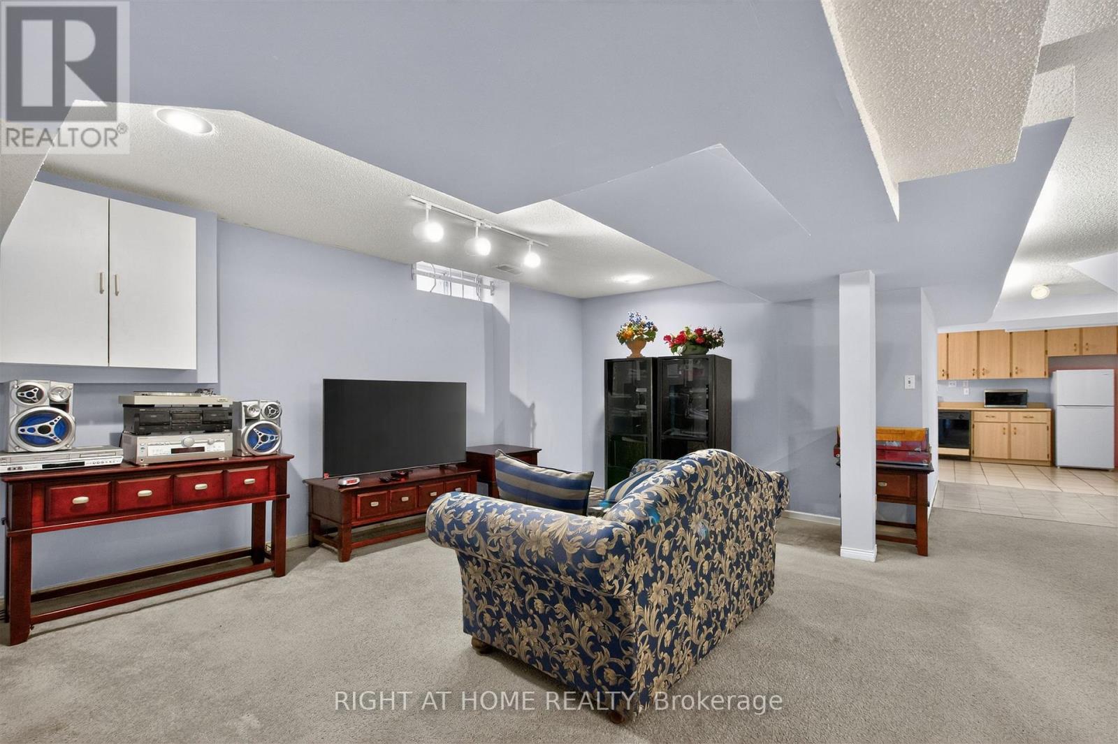 3 Lancashire Road, Markham, Ontario  L3R 8K9 - Photo 38 - N13028350