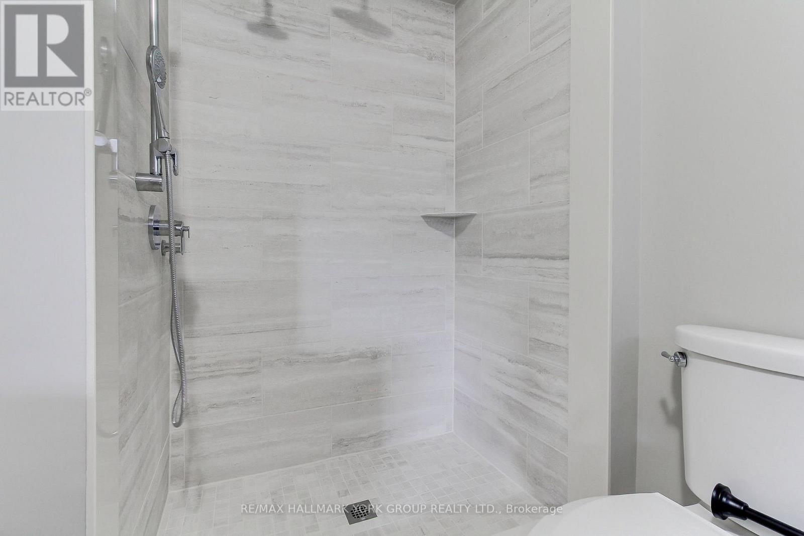 21 Daniele Avenue N, New Tecumseth, Ontario  L0G 1A0 - Photo 36 - N13028430