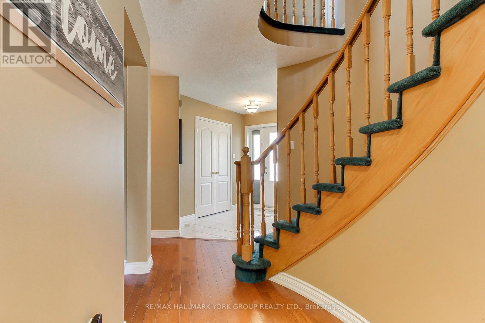 21 Daniele Avenue N, New Tecumseth, Ontario  L0G 1A0 - Photo 8 - N13028430