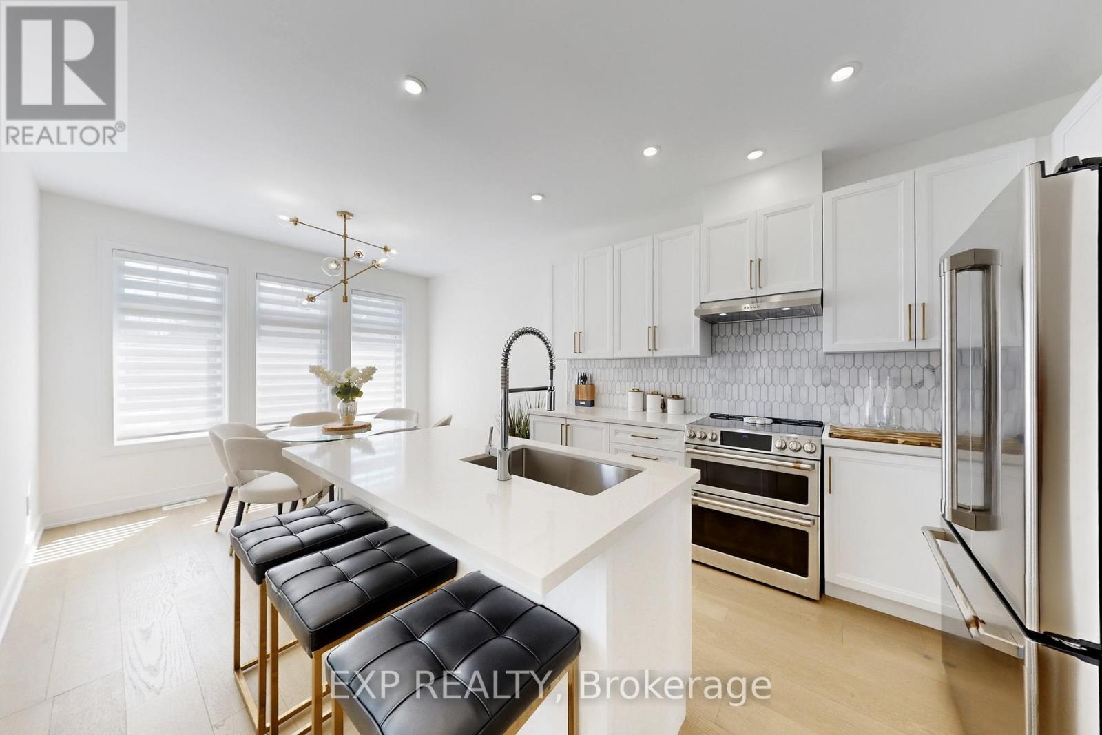 10 Palmira Drive, Georgina, Ontario  L0E 1R0 - Photo 12 - N13028438