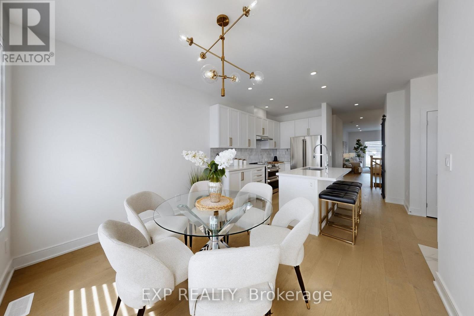 10 Palmira Drive, Georgina, Ontario  L0E 1R0 - Photo 17 - N13028438