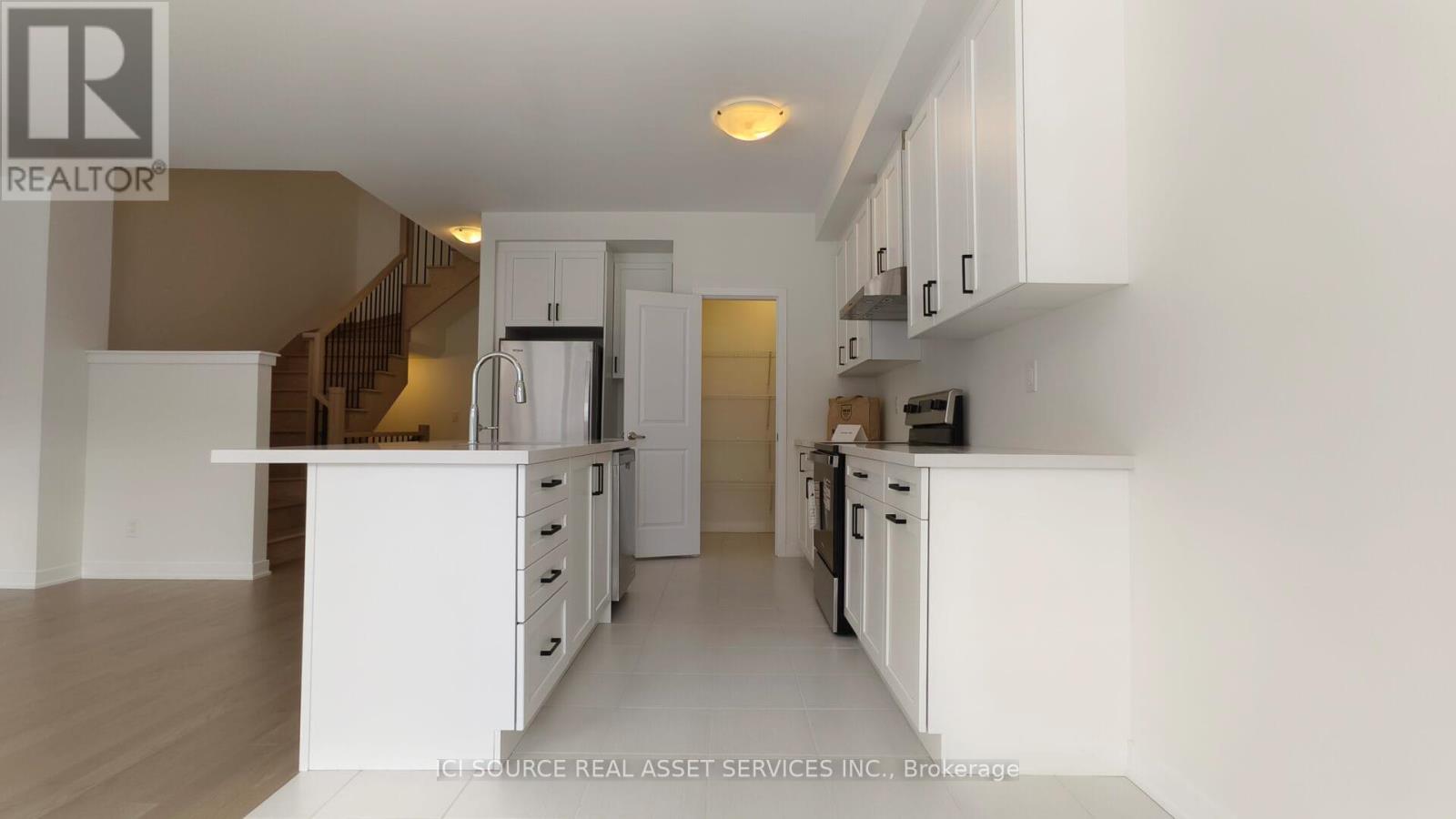 30 Freeman Williams Street, Markham, Ontario  L6C 3M7 - Photo 4 - N13028476