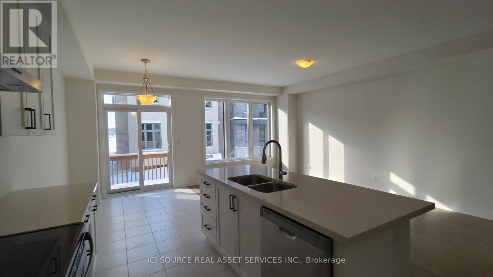 30 Freeman Williams Street, Markham, Ontario  L6C 3M7 - Photo 6 - N13028476