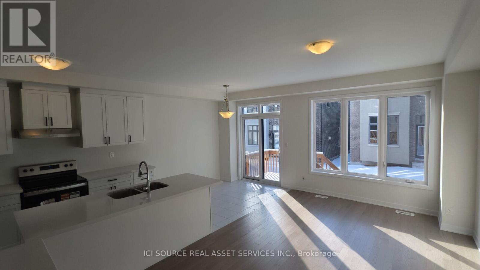 30 Freeman Williams Street, Markham, Ontario  L6C 3M7 - Photo 7 - N13028476