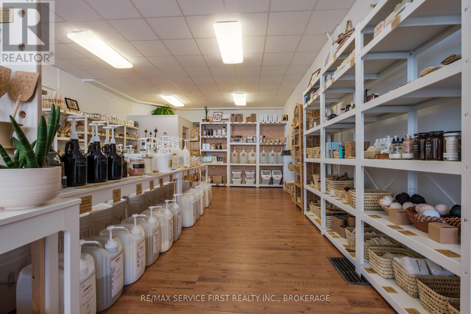 82-94 155-159 Brock St & Wellington St. Street, Kingston, Ontario  K7L 3E1 - Photo 12 - X13024752