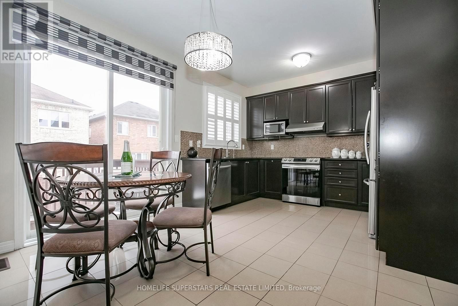 18 Ripple Street, Brampton, Ontario  L6R 3S5 - Photo 18 - W12857938