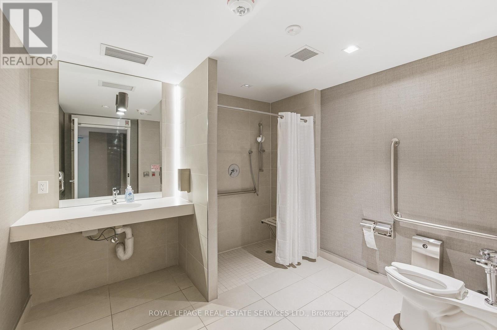 314 - 297 Oak Walk Drive, Oakville, Ontario  L6H 3R6 - Photo 37 - W13028378