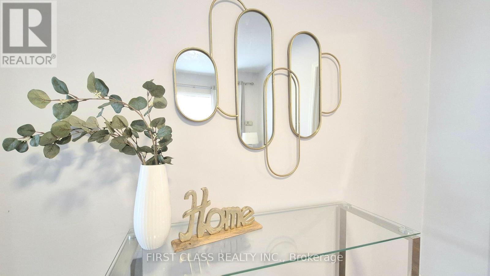 356 Wallace Avenue, Toronto, Ontario  M6P 3P2 - Photo 4 - W13028384