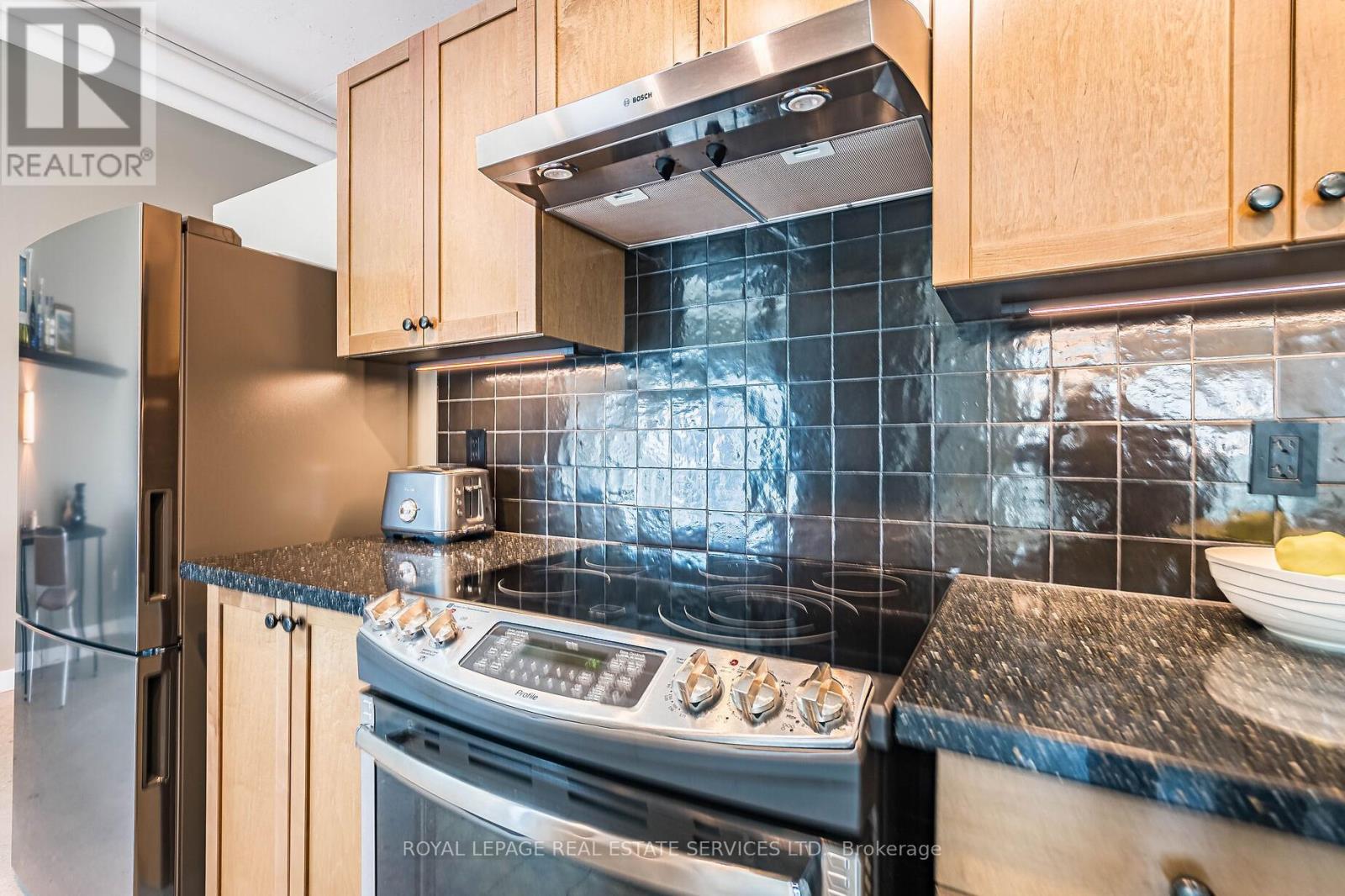 410 - 2 Fieldway Road, Toronto, Ontario  M8Z 0B9 - Photo 22 - W13028398