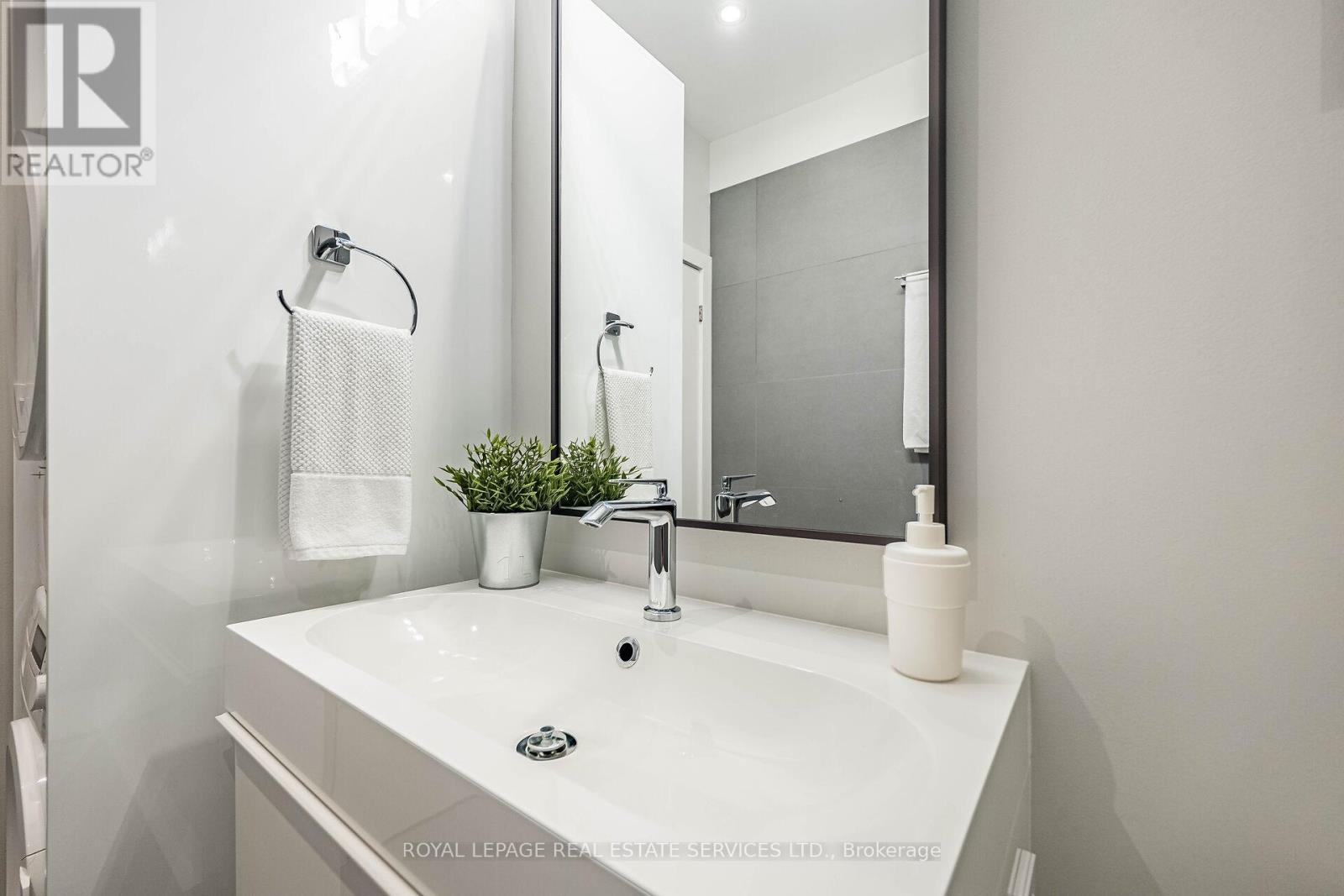 410 - 2 Fieldway Road, Toronto, Ontario  M8Z 0B9 - Photo 32 - W13028398