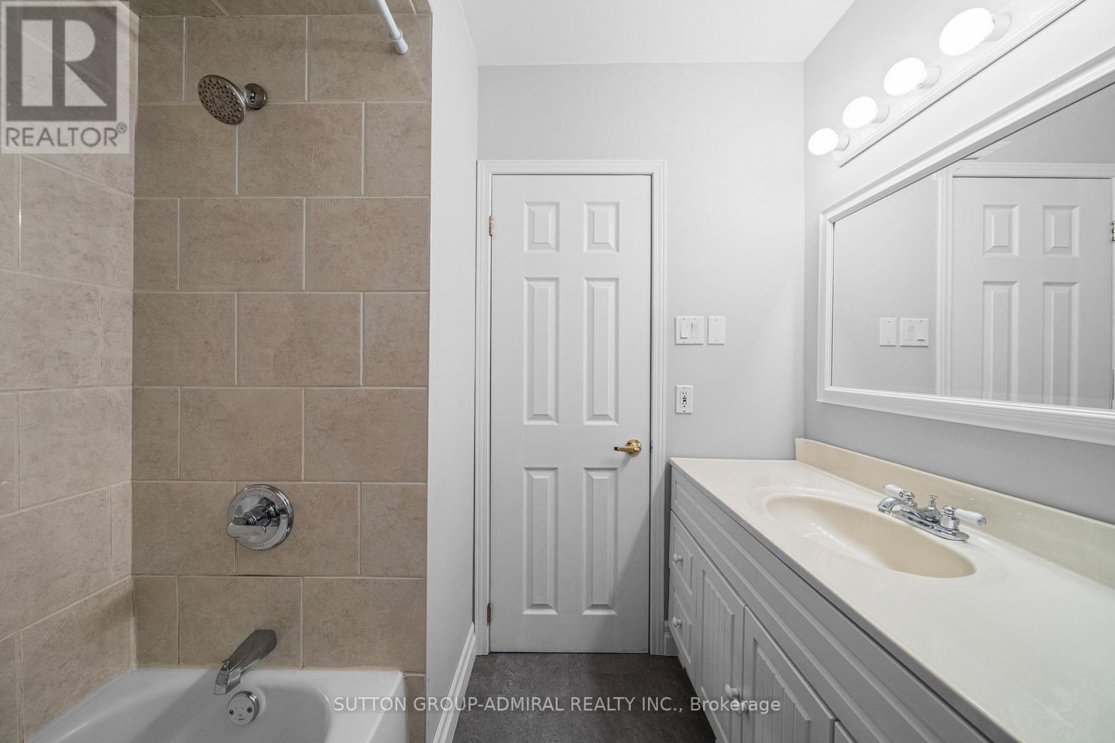 1295 Napier Crescent, Oakville, Ontario  L6H 2A5 - Photo 33 - W13028406