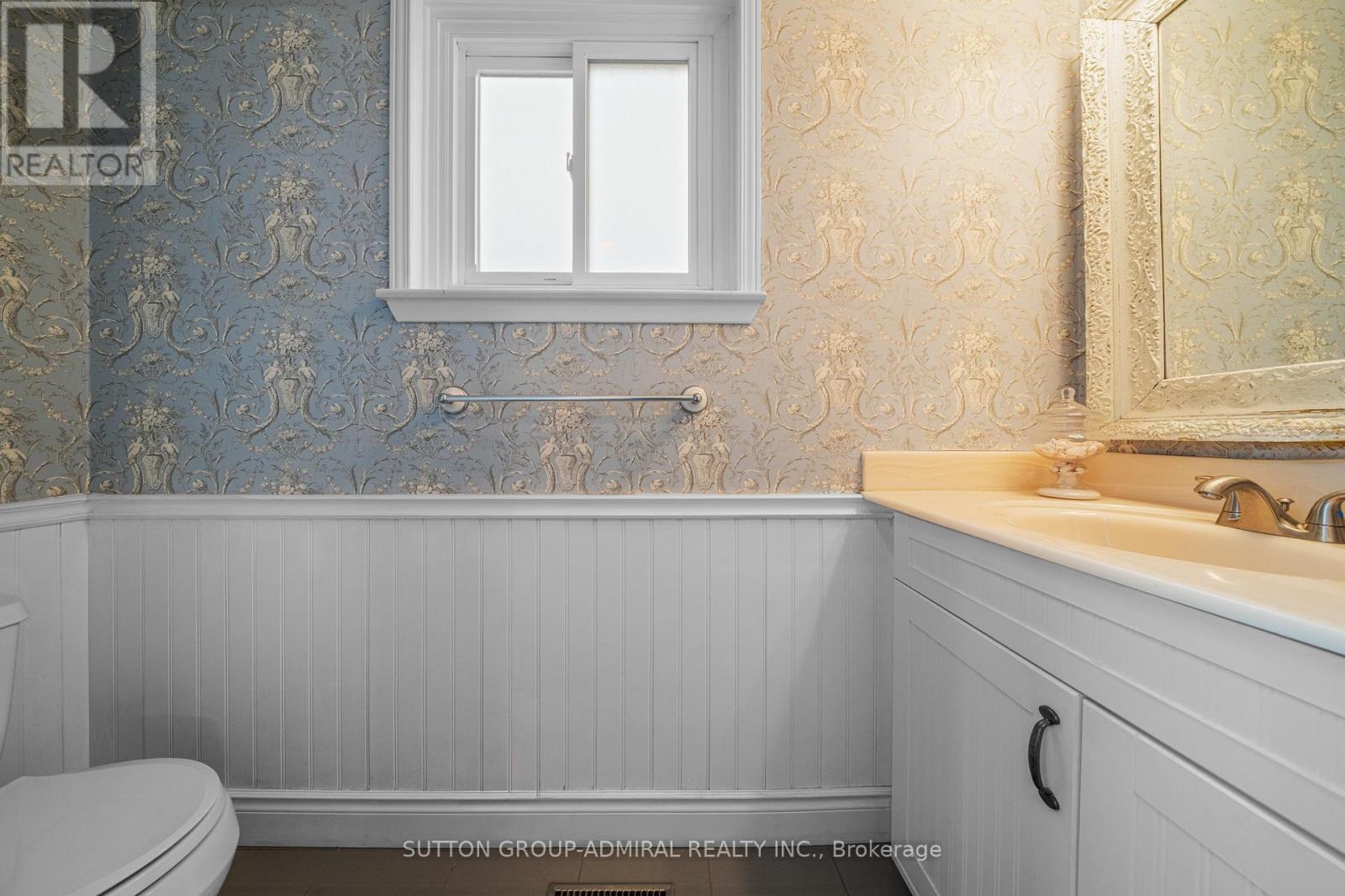 1295 Napier Crescent, Oakville, Ontario  L6H 2A5 - Photo 6 - W13028406