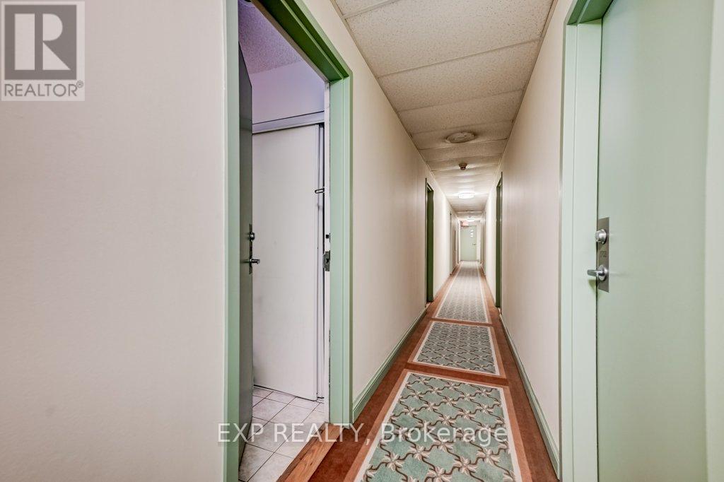 1716 - 28 Sommerset Way, Toronto, Ontario  M2N 6W7 - Photo 17 - C13028436