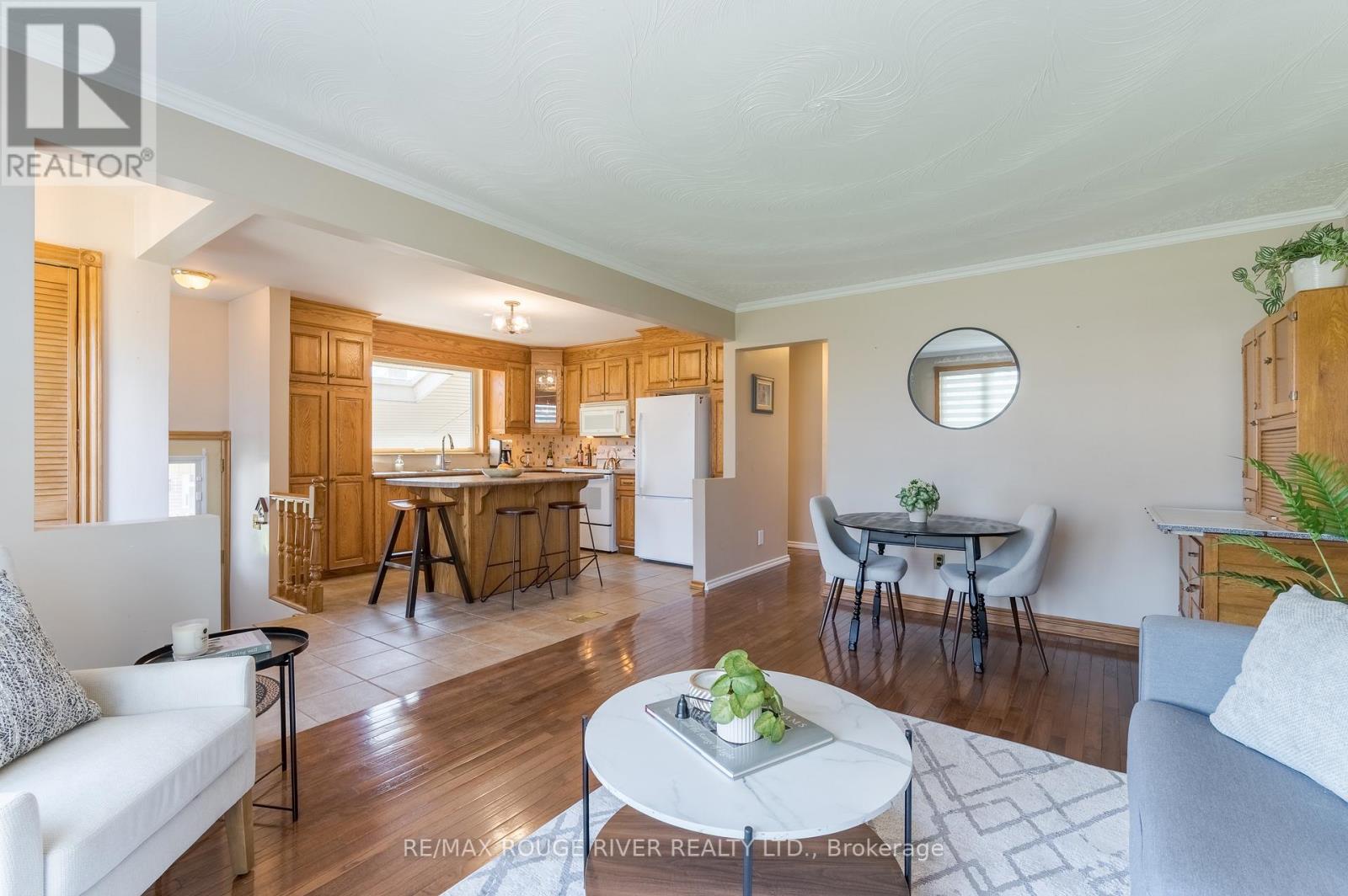 712 Otonabee Drive, Peterborough, Ontario  K9J 7P9 - Photo 10 - X13028348